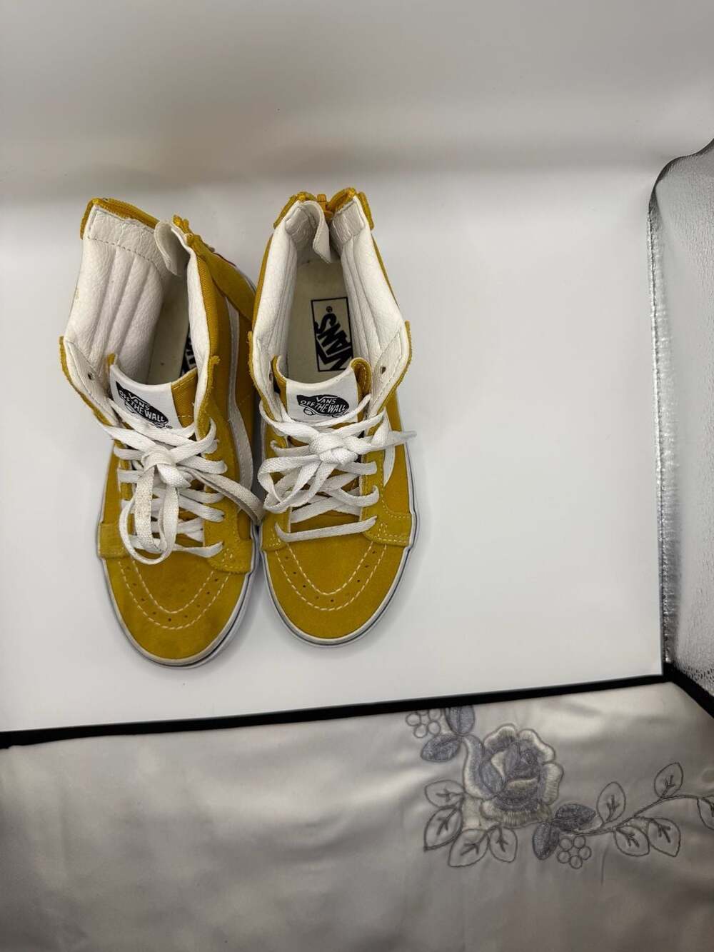 Vans Sk8-Hi Zip Arrowwood Yellow High-Top Sneakers